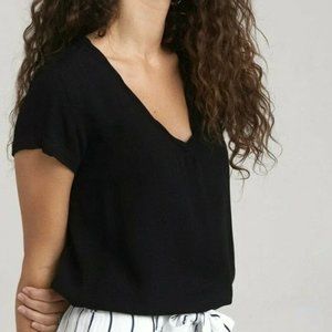 Cloth & Stone V Neck Black Tee Shirt Size XS